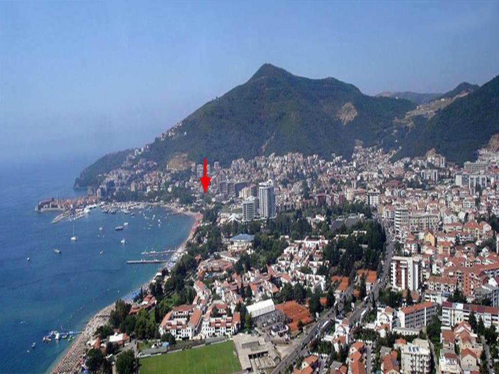 Marina Centar * Budva